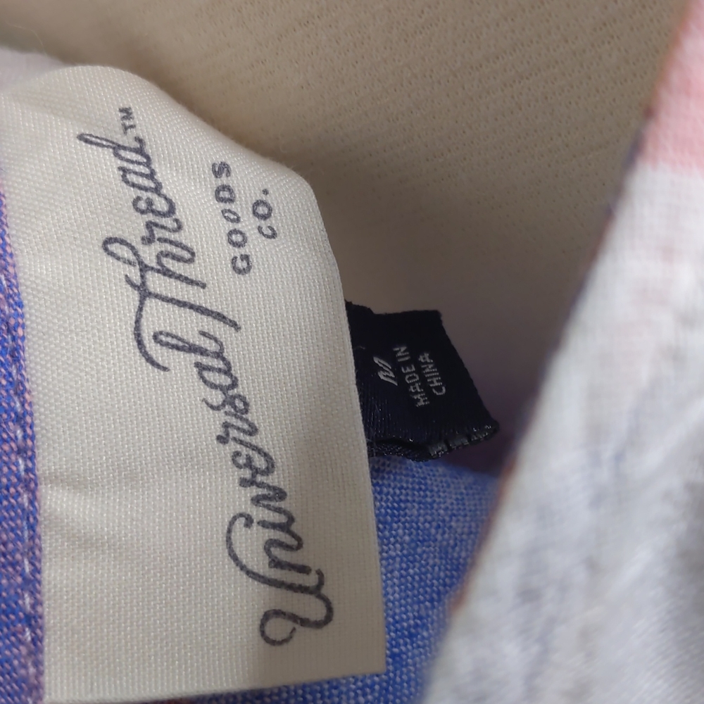 Universal Thread Blouse Size Medium - Picture 8 of 10